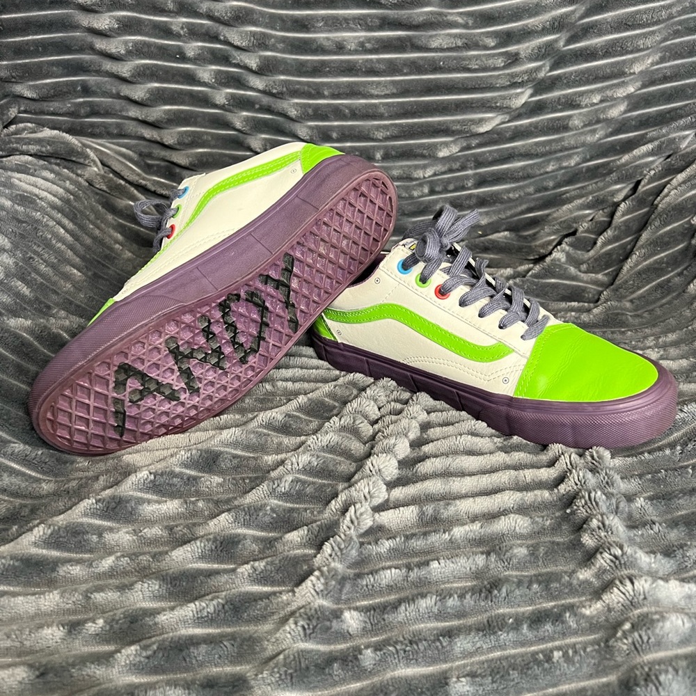 Disney Pixar’s vans lace up buzz light year sneaker men 7/women 8.5.